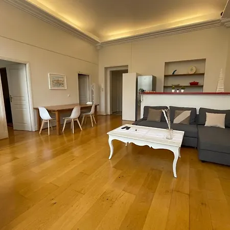 Апартаменты L'haussmannien #dg
